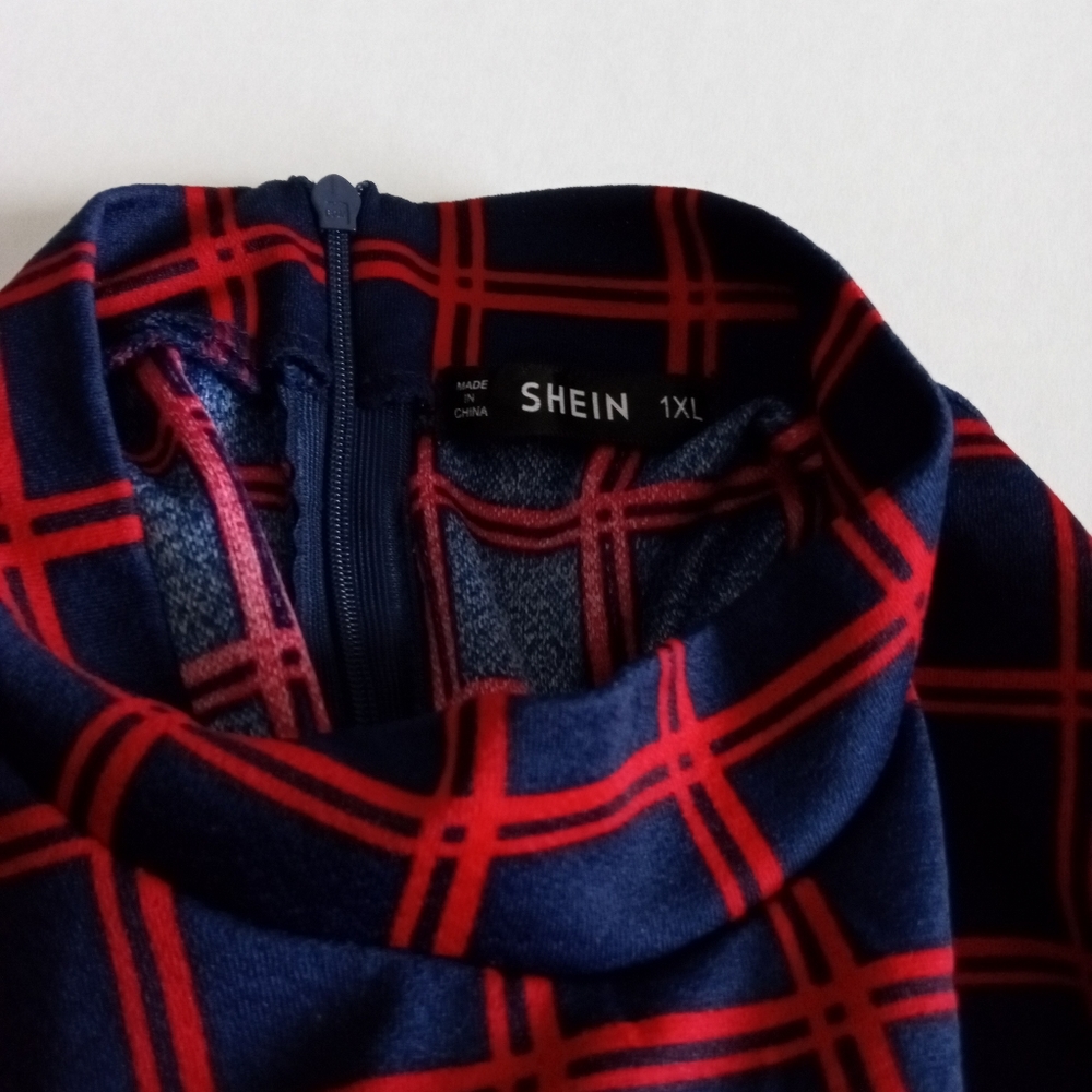 SheIn Top - Picture 5 of 8